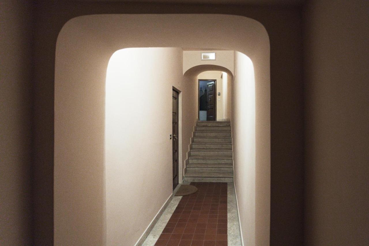 Charming Penthouse In Piazza Venezia With Terrace Daire Roma Dış mekan fotoğraf